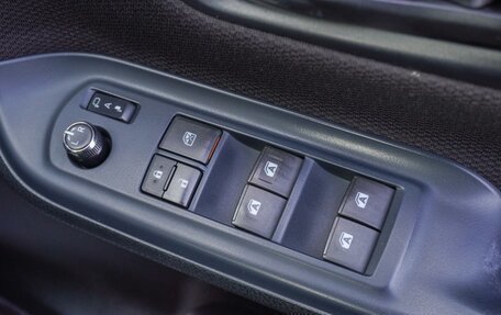 Toyota Voxy III, 2014 год, 1 890 000 рублей, 22 фотография