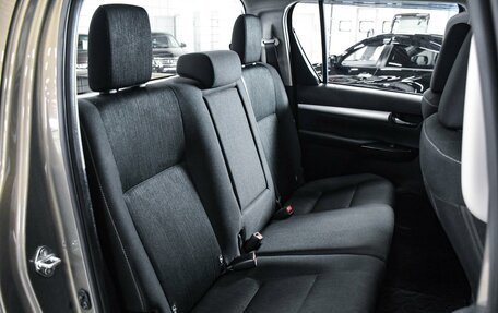 Toyota Hilux VIII, 2022 год, 5 199 000 рублей, 12 фотография