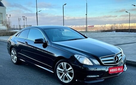 Mercedes-Benz E-Класс, 2012 год, 780 000 рублей, 1 фотография