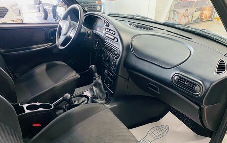 Chevrolet Niva I рестайлинг, 2018 год, 880 000 рублей, 12 фотография