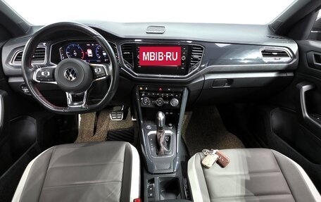 Volkswagen T-Roc I, 2021 год, 2 170 000 рублей, 7 фотография