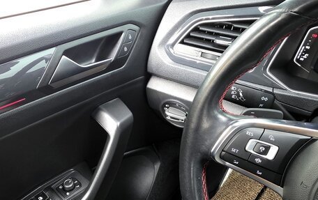 Volkswagen T-Roc I, 2021 год, 2 170 000 рублей, 13 фотография