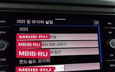 Volkswagen T-Roc I, 2021 год, 1 990 000 рублей, 20 фотография