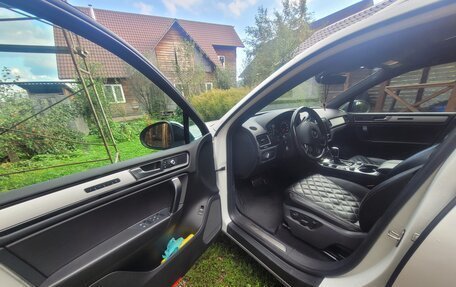 Volkswagen Touareg III, 2017 год, 3 200 000 рублей, 11 фотография