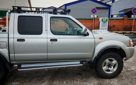 Nissan NP300, 2013 год, 1 100 000 рублей, 6 фотография