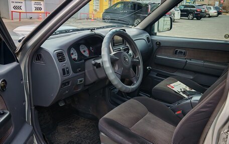 Nissan NP300, 2013 год, 1 100 000 рублей, 9 фотография