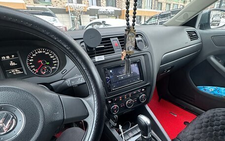 Volkswagen Jetta VI, 2014 год, 1 300 000 рублей, 7 фотография