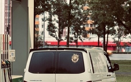 Volkswagen Transporter T5 рестайлинг, 2006 год, 890 000 рублей, 2 фотография