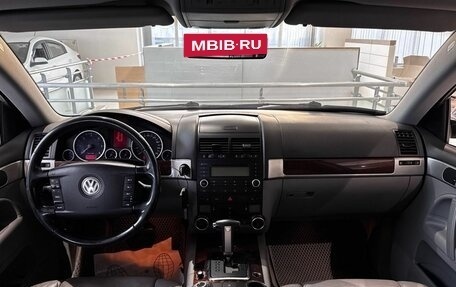 Volkswagen Touareg III, 2008 год, 999 000 рублей, 12 фотография
