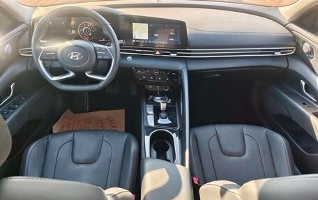 Hyundai Elantra, 2022 год, 1 280 000 рублей, 6 фотография