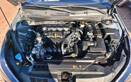 Hyundai Elantra, 2022 год, 1 280 000 рублей, 10 фотография