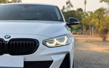 BMW 1 серия, 2023 год, 1 770 000 рублей, 4 фотография