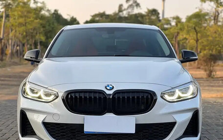 BMW 1 серия, 2023 год, 1 770 000 рублей, 2 фотография