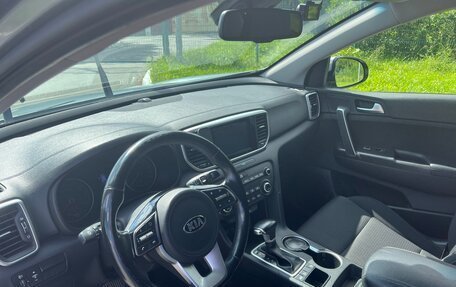 KIA Sportage IV рестайлинг, 2018 год, 2 290 000 рублей, 10 фотография