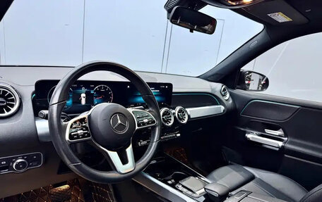 Mercedes-Benz GLB, 2022 год, 2 250 000 рублей, 8 фотография