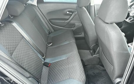 Volkswagen Polo VI (EU Market), 2019 год, 1 300 000 рублей, 24 фотография