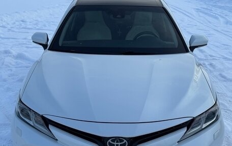 Toyota Camry, 2018 год, 2 900 000 рублей, 1 фотография