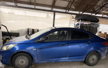 Hyundai Solaris II рестайлинг, 2011 год, 595 000 рублей, 1 фотография