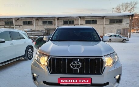 Toyota Land Cruiser Prado 150 рестайлинг 2, 2021 год, 6 870 000 рублей, 4 фотография