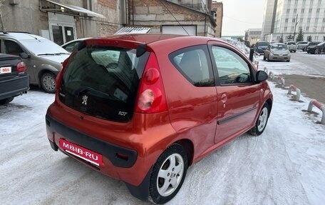 Peugeot 107 I рестайлинг, 2009 год, 370 000 рублей, 3 фотография