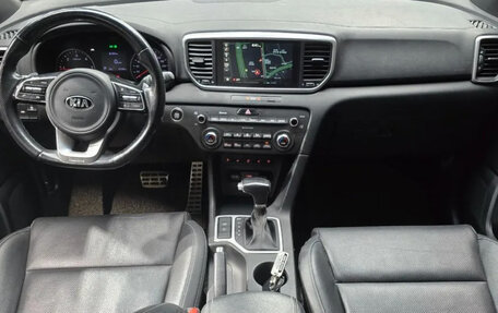 KIA Sportage IV рестайлинг, 2020 год, 1 675 000 рублей, 5 фотография