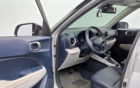 Hyundai Venue I, 2022 год, 1 650 000 рублей, 8 фотография