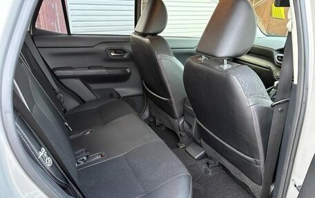 Daihatsu Rocky, 2023 год, 1 254 000 рублей, 33 фотография