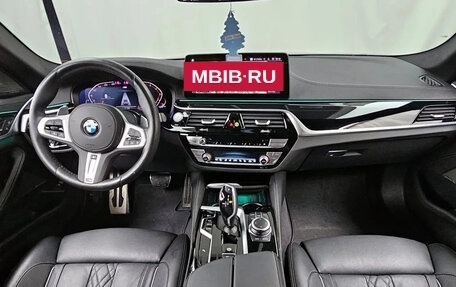 BMW 5 серия, 2022 год, 6 фотография
