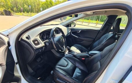 Volvo V40 Cross Country I, 2014 год, 950 000 рублей, 15 фотография