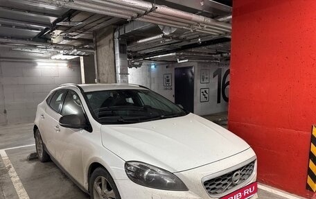 Volvo V40 Cross Country I, 2014 год, 950 000 рублей, 6 фотография