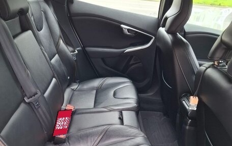 Volvo V40 Cross Country I, 2014 год, 950 000 рублей, 20 фотография