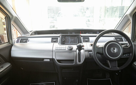 Honda Stepwgn III, 2008 год, 1 235 000 рублей, 11 фотография