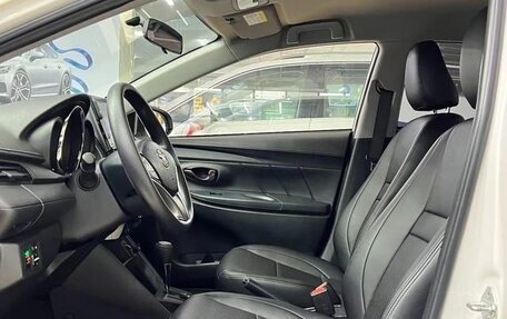 Toyota Vios III, 2022 год, 1 090 000 рублей, 7 фотография