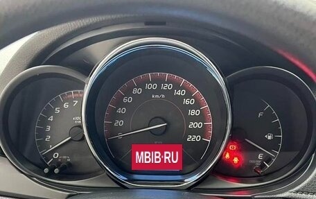 Toyota Vios III, 2022 год, 1 090 000 рублей, 14 фотография