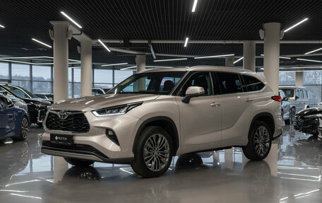 Toyota Highlander, 2025 год, 5 850 000 рублей, 1 фотография