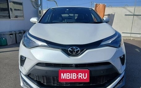 Toyota C-HR I рестайлинг, 2022 год, 1 959 000 рублей, 2 фотография