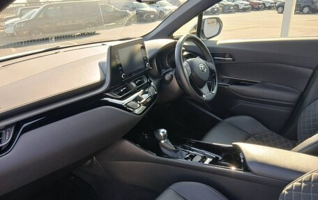 Toyota C-HR I рестайлинг, 2022 год, 1 959 000 рублей, 29 фотография