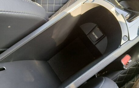 Toyota C-HR I рестайлинг, 2022 год, 1 959 000 рублей, 28 фотография