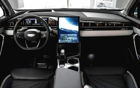 Geely Atlas, 2025 год, 4 080 990 рублей, 9 фотография