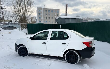 Renault Logan II, 2016 год, 249 000 рублей, 3 фотография