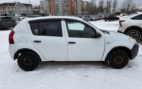 Renault Sandero I, 2011 год, 240 000 рублей, 4 фотография