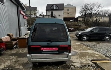 Nissan Vanette II, 1989 год, 350 000 рублей, 4 фотография