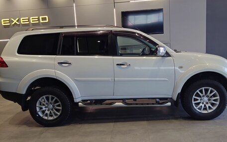 Mitsubishi Pajero Sport II рестайлинг, 2013 год, 1 600 000 рублей, 4 фотография