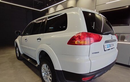 Mitsubishi Pajero Sport II рестайлинг, 2013 год, 1 600 000 рублей, 9 фотография