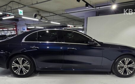 Mercedes-Benz E-Класс, 2024 год, 5 447 069 рублей, 7 фотография