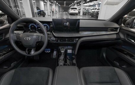 Toyota Camry, 2025 год, 4 250 000 рублей, 8 фотография