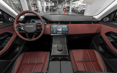 Land Rover Range Rover Evoque II, 2025 год, 6 100 000 рублей, 8 фотография