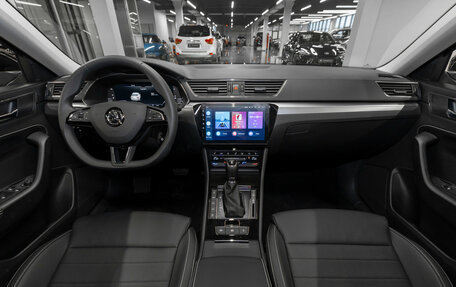 Skoda Superb III рестайлинг, 2025 год, 3 370 000 рублей, 8 фотография