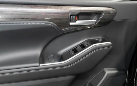 Toyota Highlander, 2025 год, 5 450 000 рублей, 16 фотография