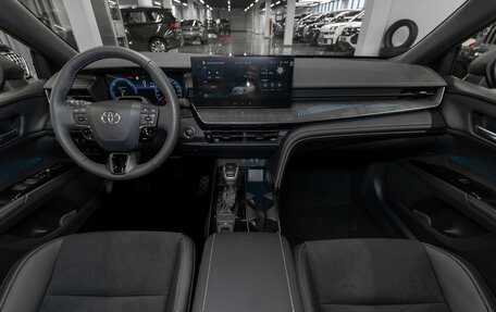 Toyota Camry, 2025 год, 4 200 000 рублей, 8 фотография